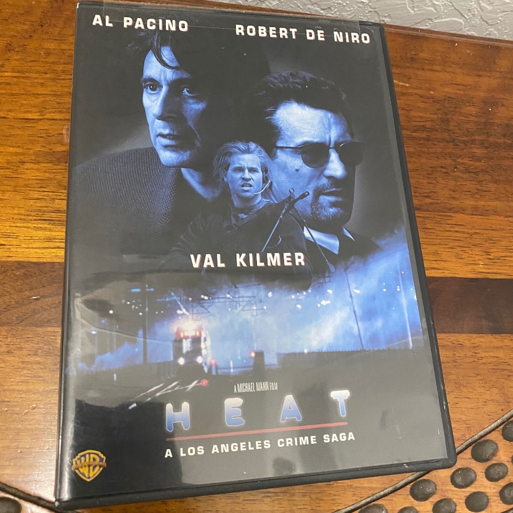 Heat, a Michael Mann film, A Los Angeles Crime Saga, WB